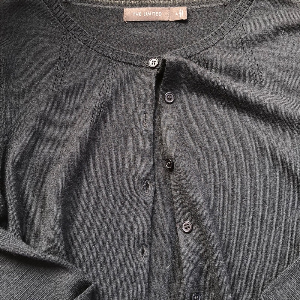 Limited Cardigan - Picture 2 of 2
